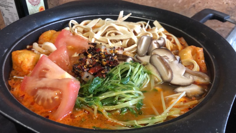 家常鸡米线绝味做法，鲜香秘诀全公开