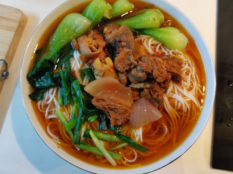 家常鸡米线绝味做法,鲜香秘诀全公开