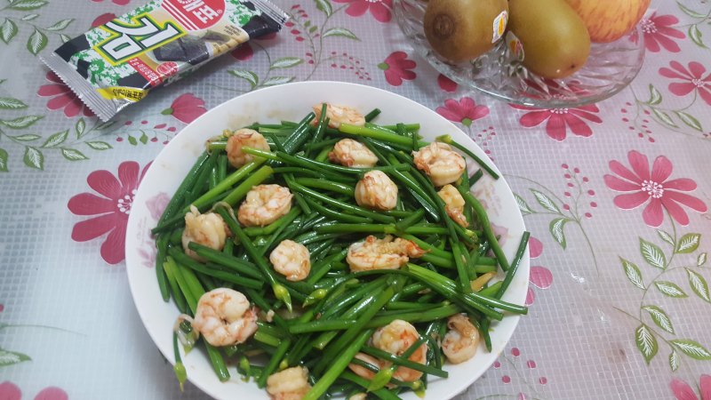 蒜苔炒虾仁家常做法，正宗步骤全解析