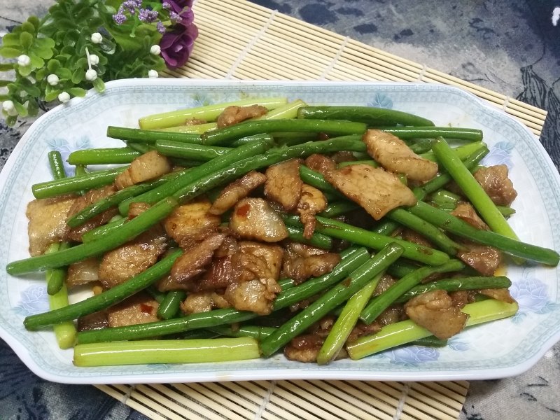 蒜苔炒虾仁家常做法,正宗步骤全解析