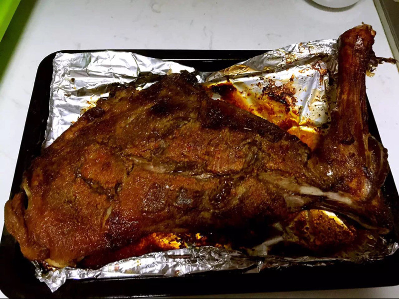 快速烤羊腿10种美味做法,鲜嫩多汁超简单