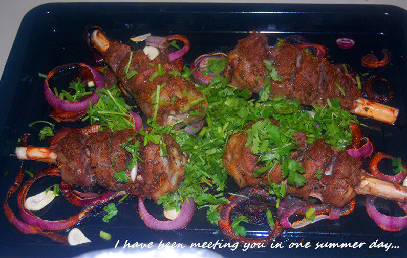 快速烤羊腿10种美味做法,鲜嫩多汁超简单