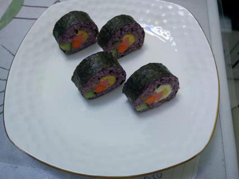 十种紫菜蛋包饭美味做法，轻松提升家常风味