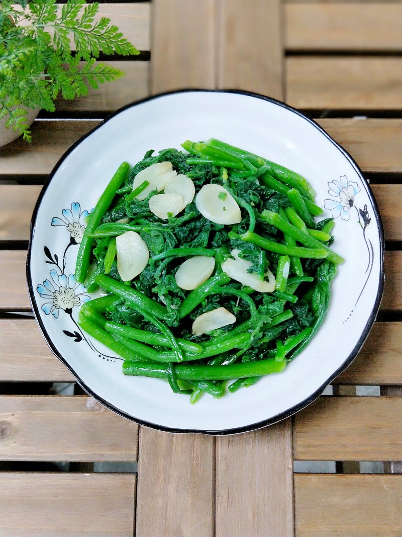 蒜香地瓜苗家常做法,正宗风味轻松学