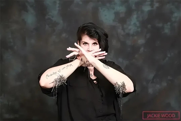 上厕所 坐着好还是蹲着好?最佳姿势竟然是……(图1)