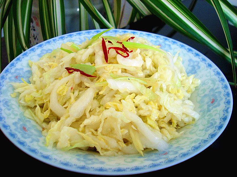 糖醋通心菜美味秘诀,三步做出地道风味