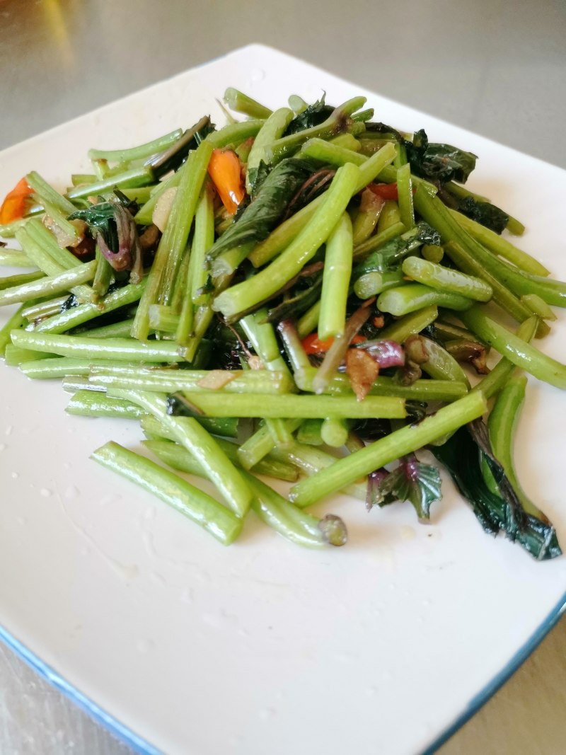 酸炒红薯苗十种家常美味做法