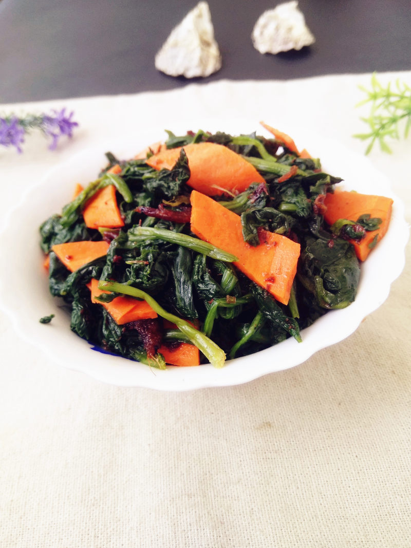 花胶炖鸽子十大家常做法,滋补养生美味全攻略