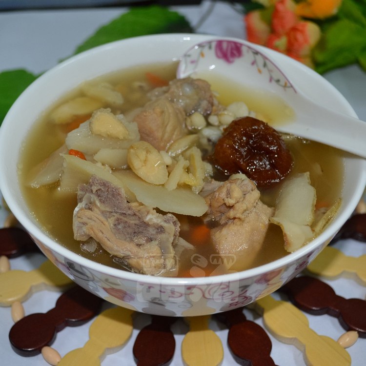 清凉补汤配料大全:炖汤做法一网打尽