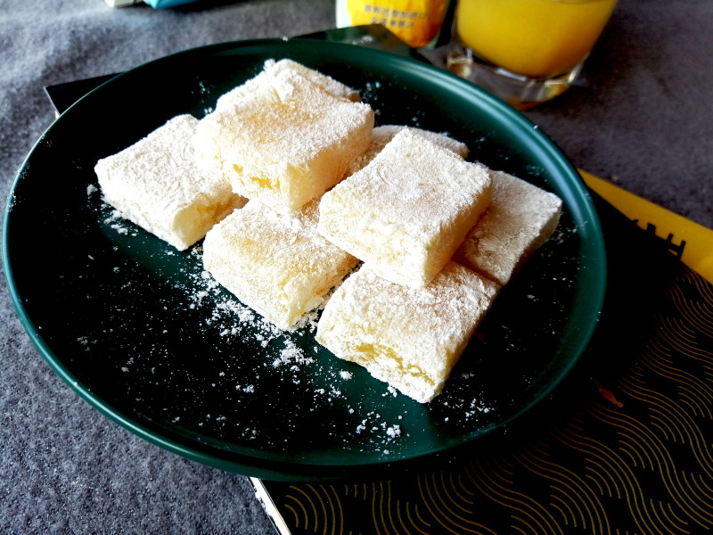 干果萨其马：酥香软甜的家常做法与配料秘诀