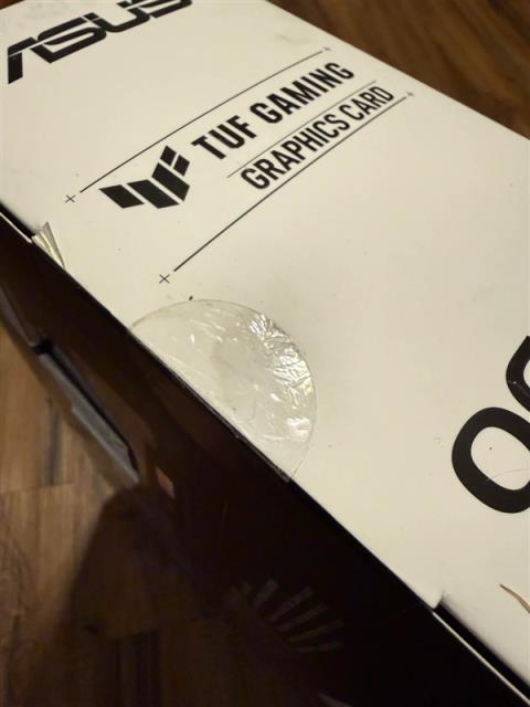 花八千多买RTX5080却收到石头：买家哭诉不退款也不换货！(图4)