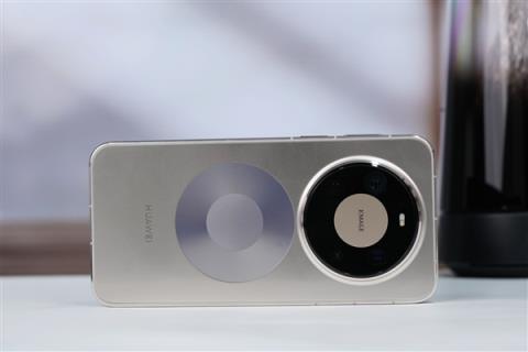 首发麒麟9030Pro！华为Mate80ProMax图赏(图6)