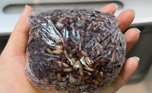 三色糙米加糯米热量高吗