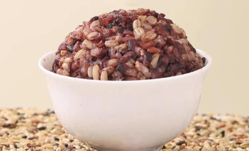 三色糙米可以做饭团吗
