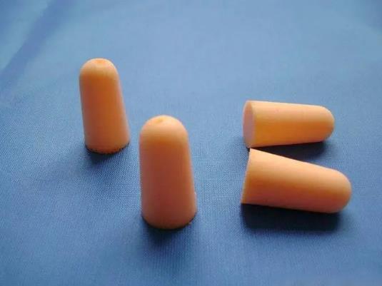 高考可以带耳塞进去吗