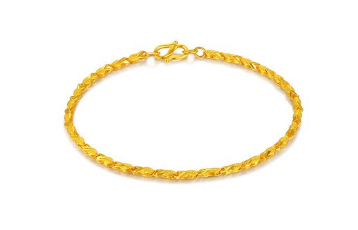 黄金手镯自己打的好还是金店买的好