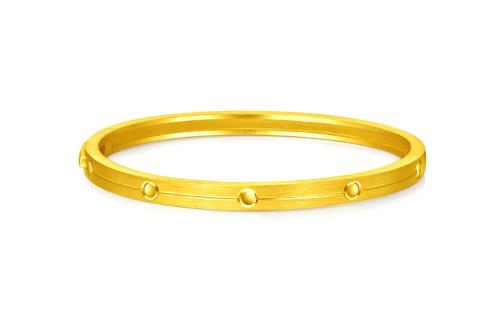 黄金手镯圈口会越戴越大吗