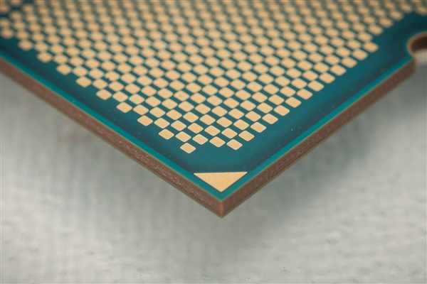 努比亚首款大折叠！努比亚Fold发布：8150元起(图4)