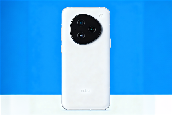 豆包手机被炒至近万元：行业评价现两极分化