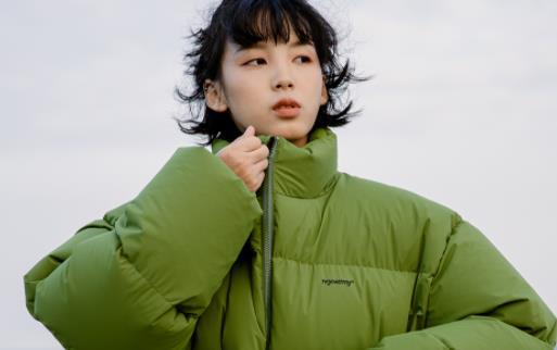 羽绒服120g充绒量厚吗？200克算厚还是薄