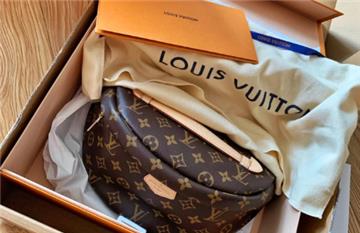 lv官网买的包包可以去专柜售后吗？专柜售后政策是什么