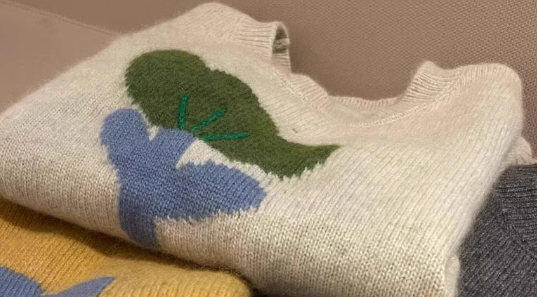 浣熊毛贵还是羊绒贵?羊绒衫如何挑选更省钱
