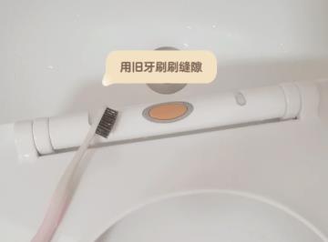 马桶出现很多小黑点怎么回事?如何彻底清除马桶黑斑