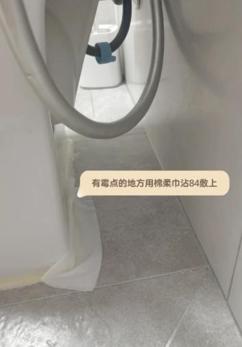 马桶出现很多小黑点怎么回事?如何彻底清除马桶黑斑