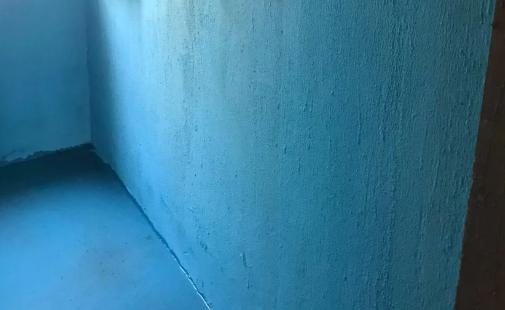 防水层上用什么拉毛最好？瓷砖胶拉毛可靠吗