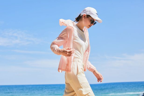 防晒衣upf40和50哪个好？防晒衣怎么选