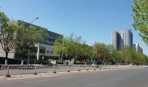 2025年4月中旬去北京冷吗？五一前天气如何