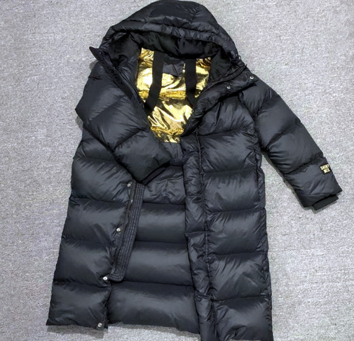 黑金羽绒服的黑金是啥?为何成冬季爆款?