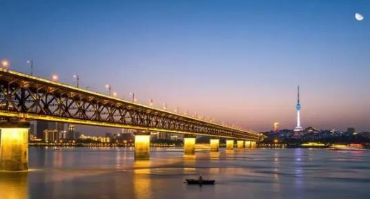 武汉春天几月升温2025？升温后如何应对花粉过敏