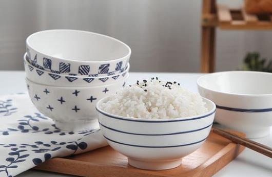 釉上彩和釉下彩餐具哪个安全健康？如何挑选更放心