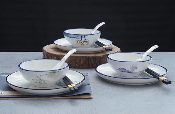 釉上彩和釉下彩哪个贵?如何区分更值钱