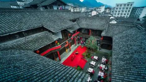 2025年4月去重庆天气冷吗?五一旅游穿什么