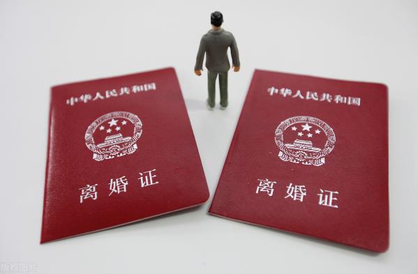 离婚冷静期30天后一方不去能离婚吗？冷静期后拒不到场怎么办