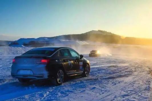 雪天车子要预热多久最好开？冬季热车时间多长合适