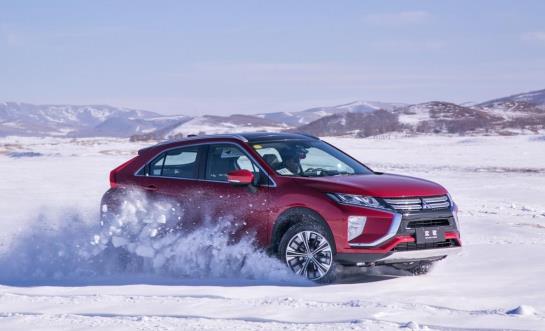 雪天车打滑撞了保险赔吗？理赔流程是什么