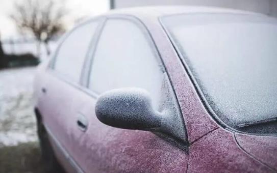 车窗结冰可以开窗吗？如何快速除冰