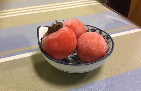 柿子冻了会更甜吗?冷冻甜度会升高吗