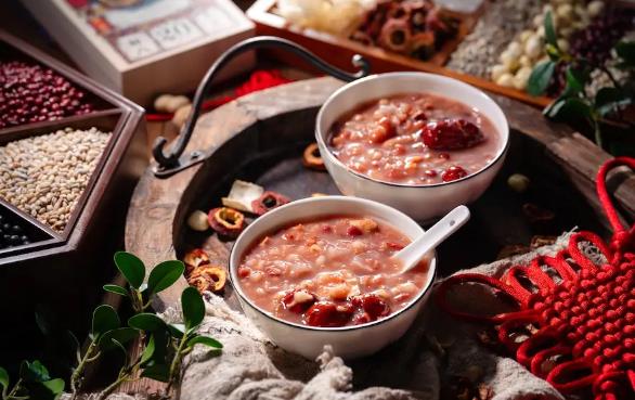 腊八粥是干的还是稀的？腊八粥怎么熬好喝