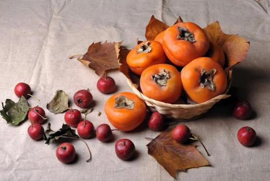 冻柿子需要削皮吃吗？冻柿子怎么吃最健康