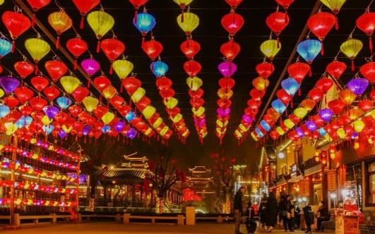 2025春节提前返乡是真的吗?如何应对春运高峰