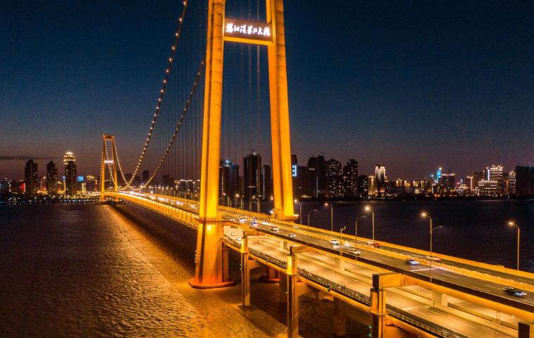 武汉长江大桥元旦限行吗2025?春节限行时间如何