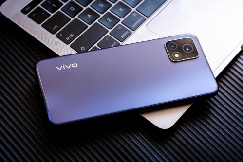 手机在哈尔滨冬季如何防冻?低温保护技巧有哪些