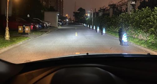 几十块的LED车灯能买吗?安全吗