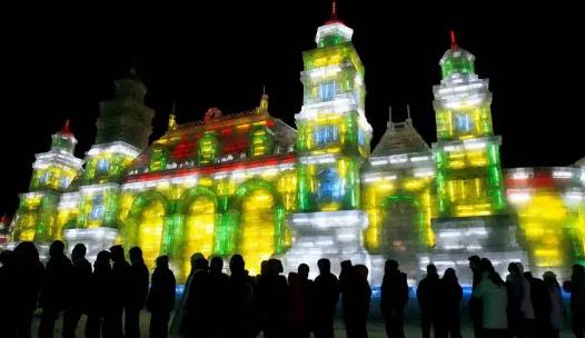 原问题？演出是否另外收费