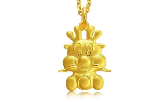 本命年能戴龙金吊坠吗?2025年属龙有何禁忌