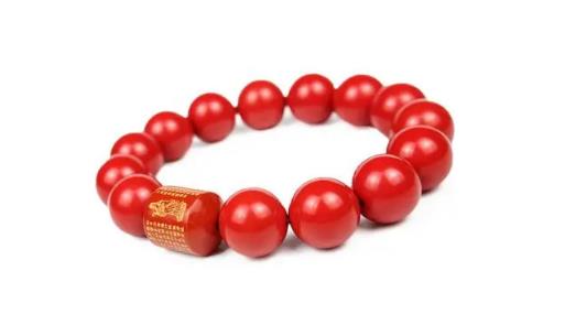 2025年属龙可以戴朱砂手串吗?朱砂手串适合什么生肖